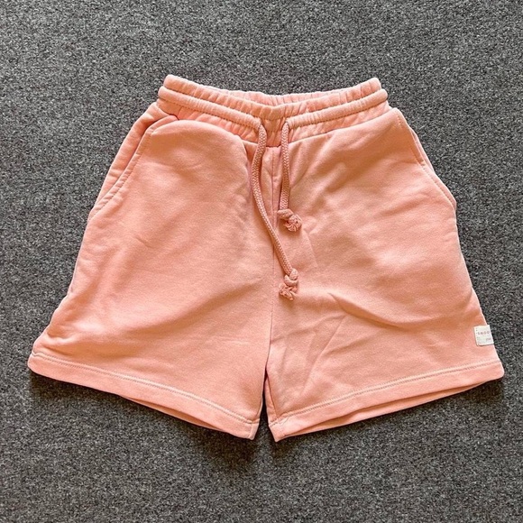 Pull&Bear High Waisted Peach Colored Sweat Shorts size XS - NWT - Picture 1 of 8
